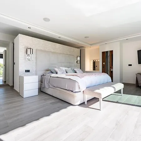Exclusiva En Guadalmina Alta Villa Marbella